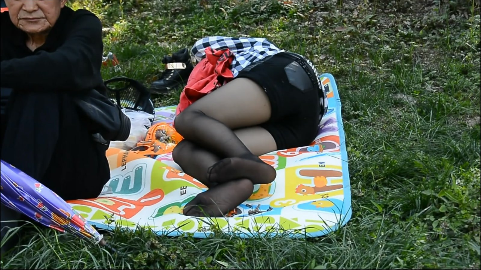 streetsnapnylon[00 02 03][20181203 215839 7]